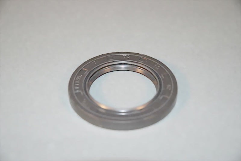 RAD-TQ0033 - Seals, Oil, GDU Output, 40x62x7, R23, Radical SR3
